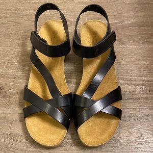 EUC Eric Michael Havana Sandals, Size 9 (EU40)